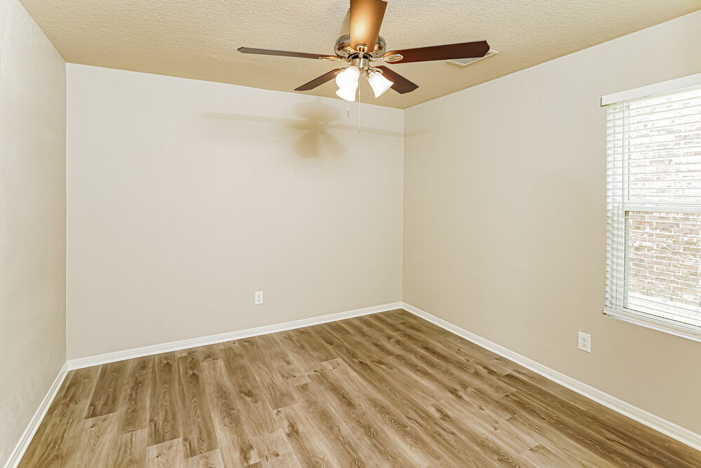 Building Photo - 2527 Elm Crossing Trail