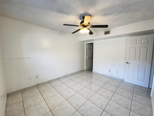 Building Photo - 2675 W 66th St