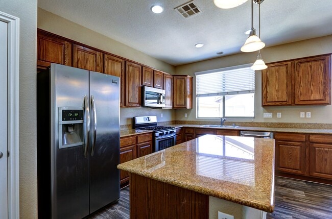 Building Photo - 7226 Regent Pond St