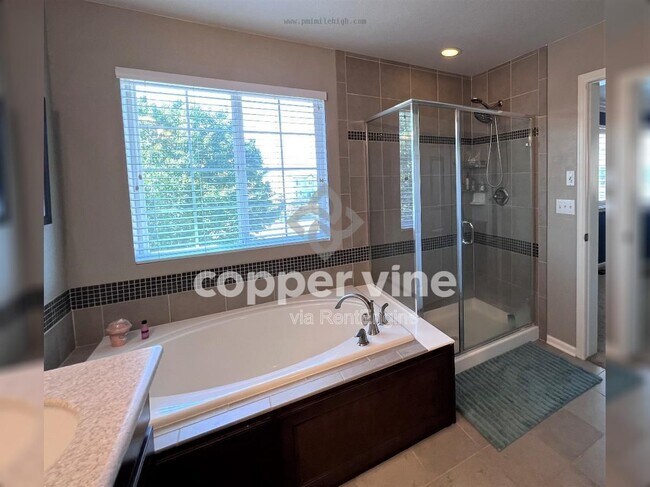 Building Photo - 11881 Chambers Dr