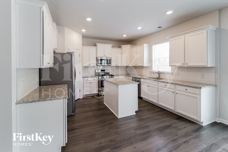 Building Photo - 227 Firewheel Ct