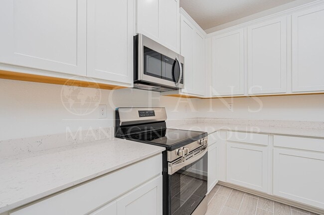 Building Photo - 3 Bedroom 2 Bath Home with office in Halifax Plantation