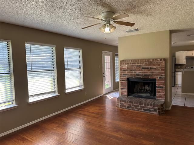 Building Photo - 6109 Cypress Dr