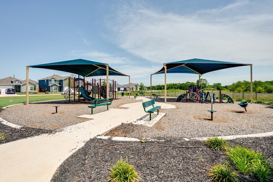 Building Photo - 1312 Tilton Dr