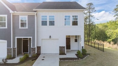 Building Photo - Charming 3 Bedroom Home located in Wake Forest