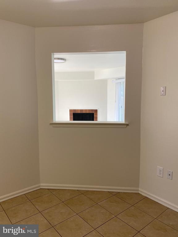 Building Photo - 1811 Hennessy Dr