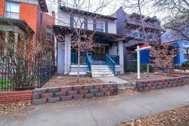Building Photo - 1736 N Washington St