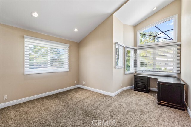 Building Photo - 2 Cedar Ridge