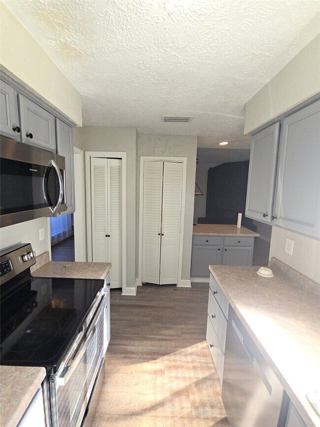 Building Photo - 10935 Indian Vista Dr