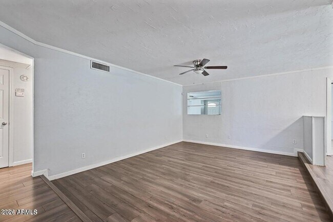 Building Photo - 6133 W Tierra Buena Ln