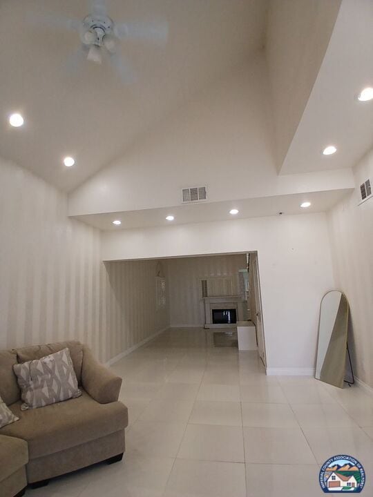 Building Photo - 257 Driftwood Dr