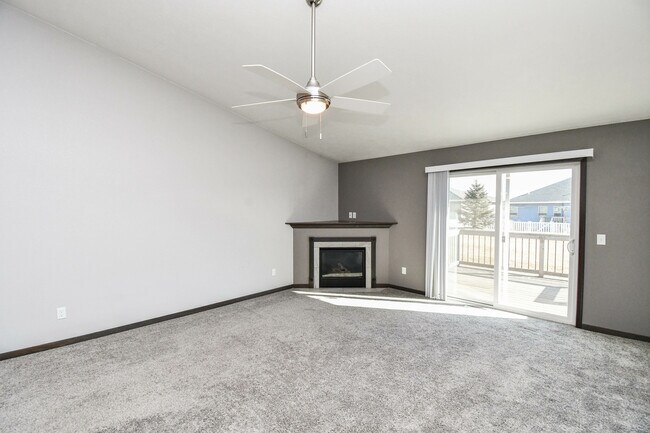 Building Photo - 3616 S Outfield Cir