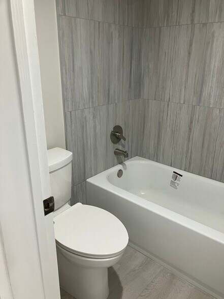 Second Bathroom - 8040 NW 15th Mnr