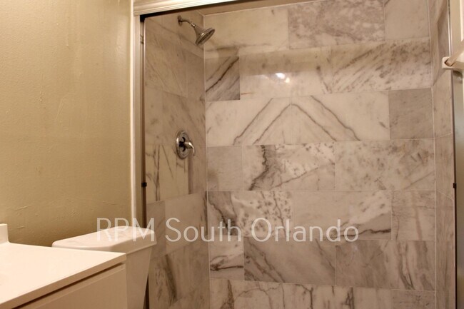 Building Photo - Mid-Century Charmer ONLY $1995/ Month - 2B...