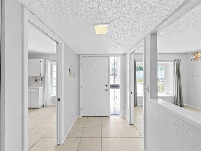 Building Photo - 878 Rustic Oaks Dr