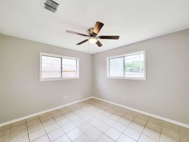 Building Photo - Welcome to your dream rental! This meticulously remodeled 3-bedroom, 2-bathroom home in the heart...