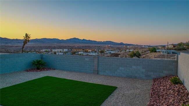 Building Photo - 2469 Pesuna Dr
