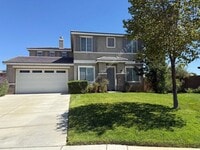 Building Photo - *** Please call us @ 661-266-1400 for information on availability, showings and applications proc...