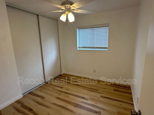 Building Photo - 1375 Coker Way