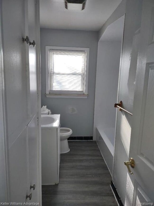 Building Photo - 31266 Hathaway