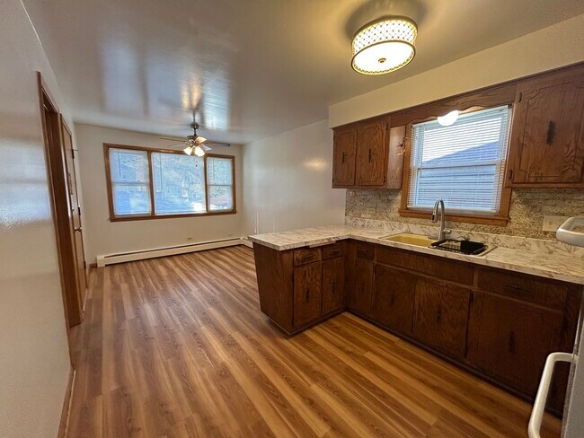 Building Photo - 5350 N Central Ave