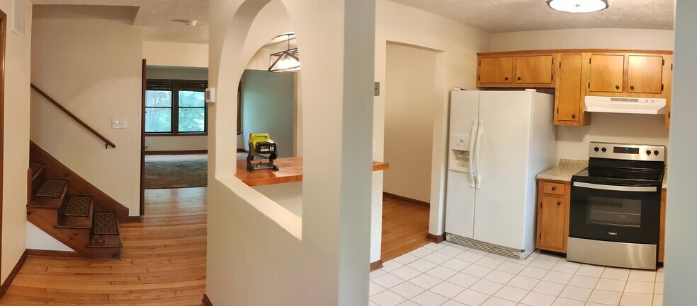 Building Photo - 23352 Black Oak Ct