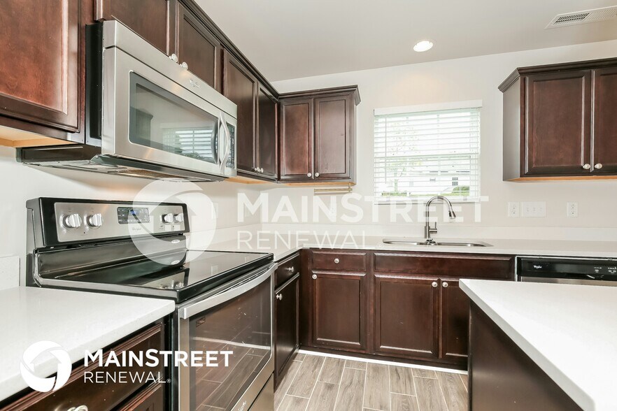 Building Photo - 3019 Desmond Woods Dr