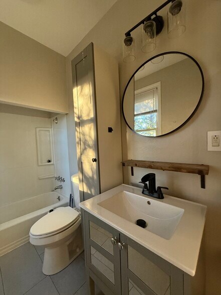 Updated 1st level Bathroom #1 - 1644 Westmont Ave