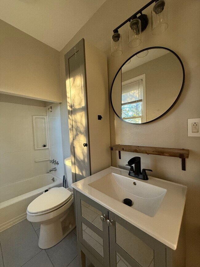 Updated 1st level Bathroom #1 - 1644 Westmont Ave