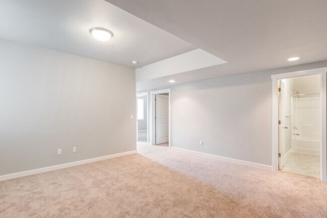 Building Photo - Newly Built 4bd 2.5ba in LSSD