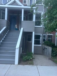 Building Photo - 136 Maple Ave