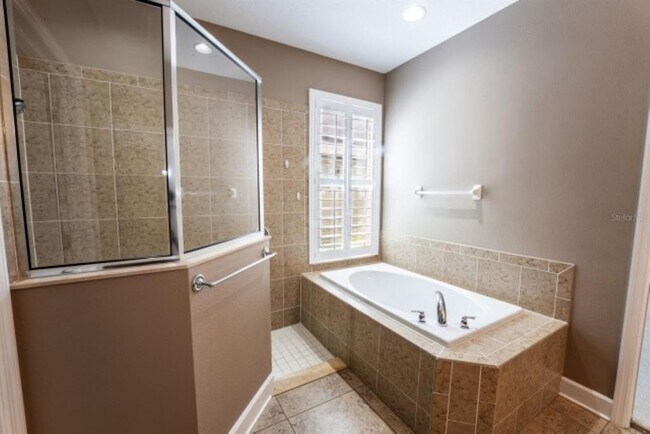 Building Photo - 1038 Ketzal Dr