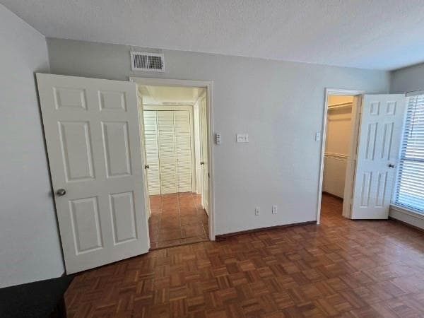 Building Photo - 7525 Holly Hill Dr