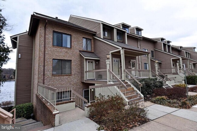 Building Photo - 11148 Harbor Ct