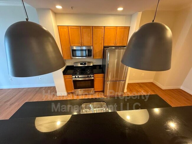 Building Photo - 414 Water St