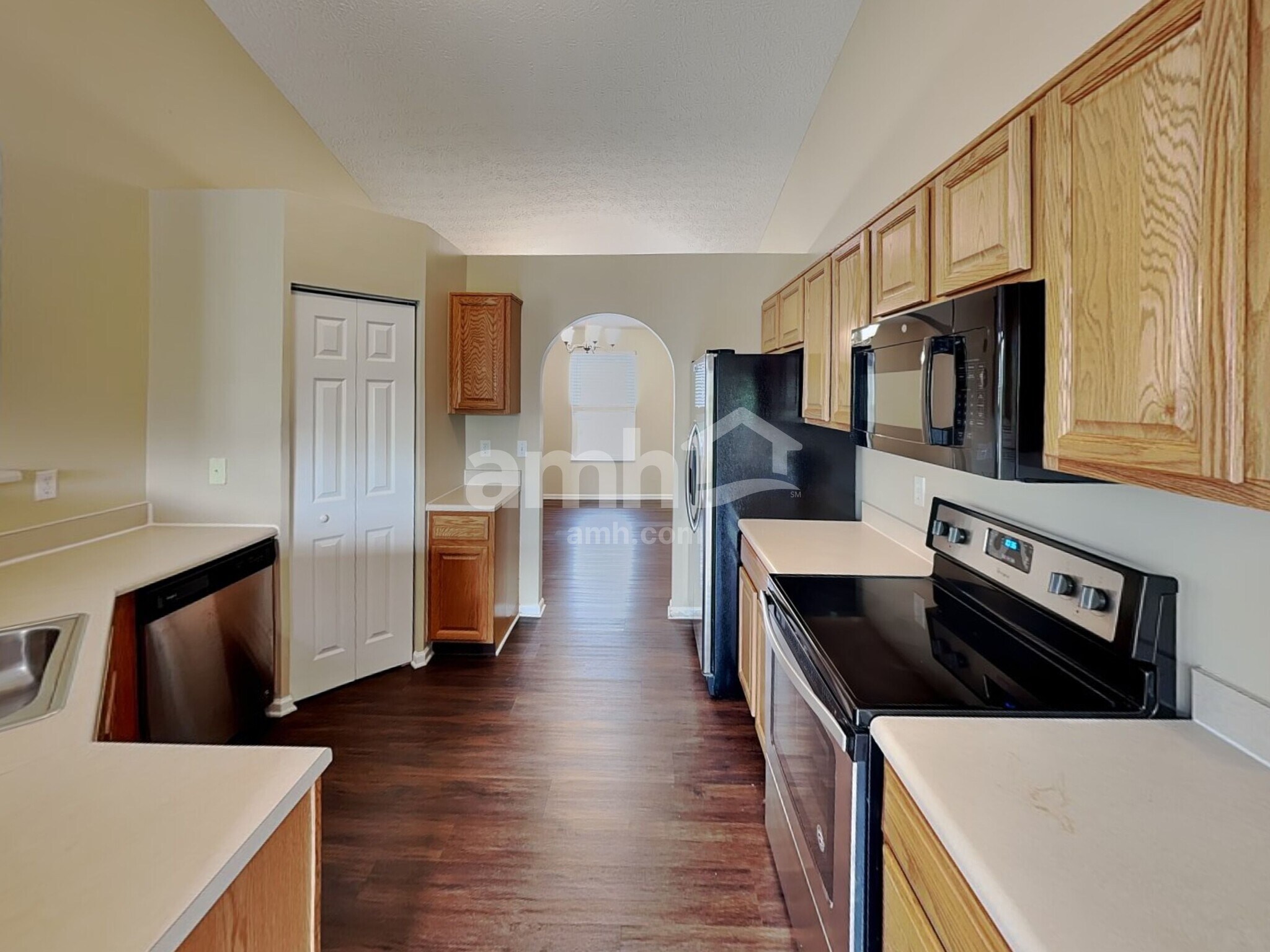 Building Photo - 167 Firestone Dr