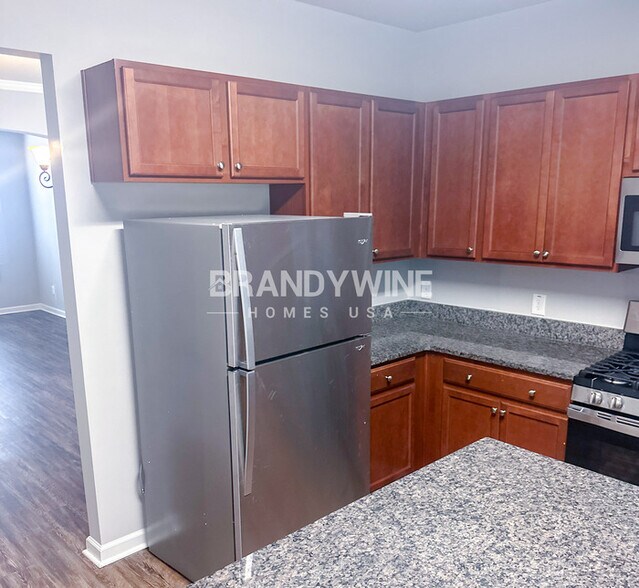 Building Photo - 2585 Kolb Manor Cir SW