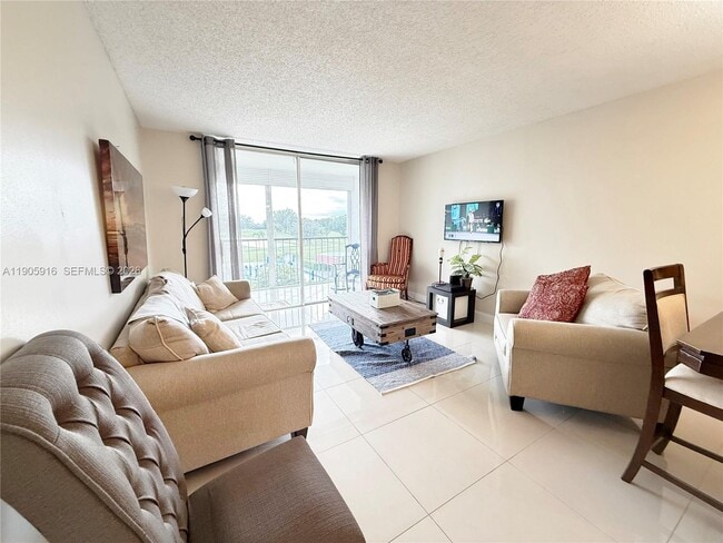 Building Photo - 8900 Washington St