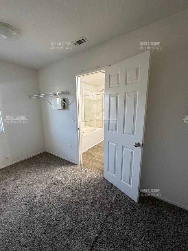 Building Photo - 22327 Blue Lupine Cir