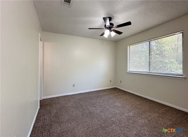 Building Photo - 2211 Barry Dr