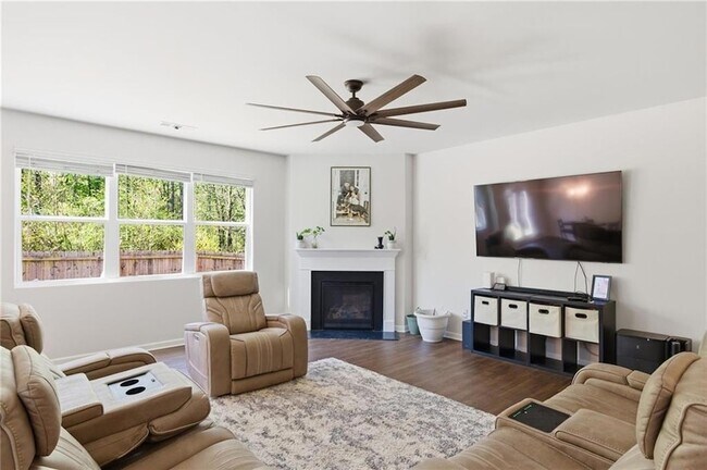 Building Photo - 296 Maple Brook Dr