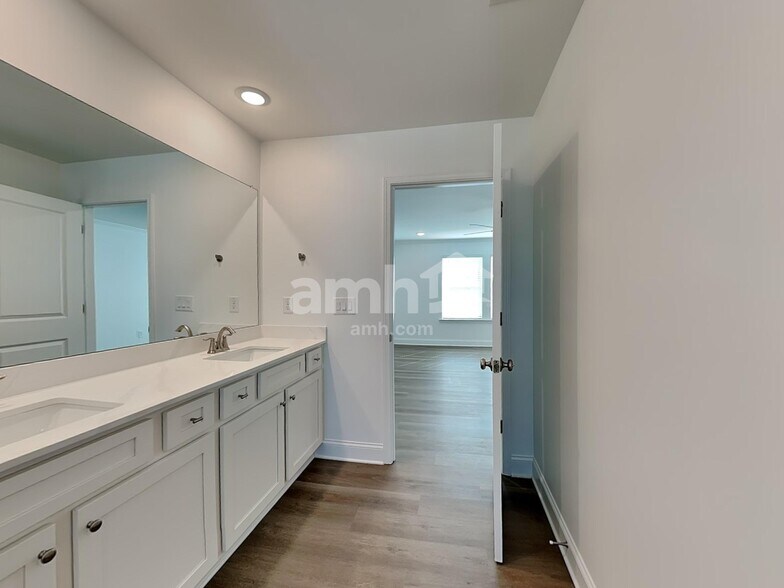 Building Photo - 1334 Soapstone Rd