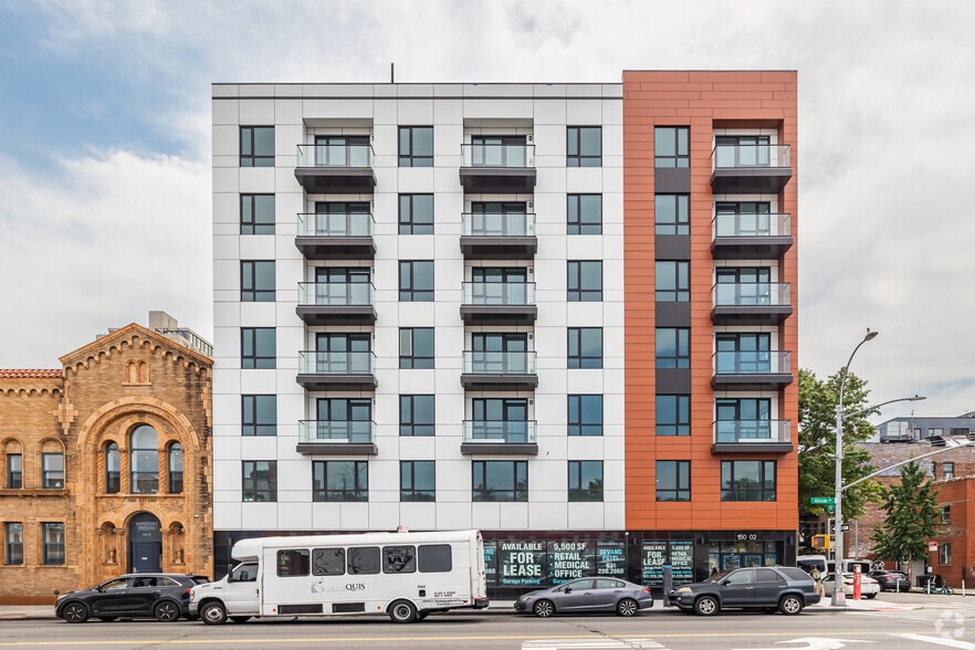 Building Photo - 15002 Hillside Ave