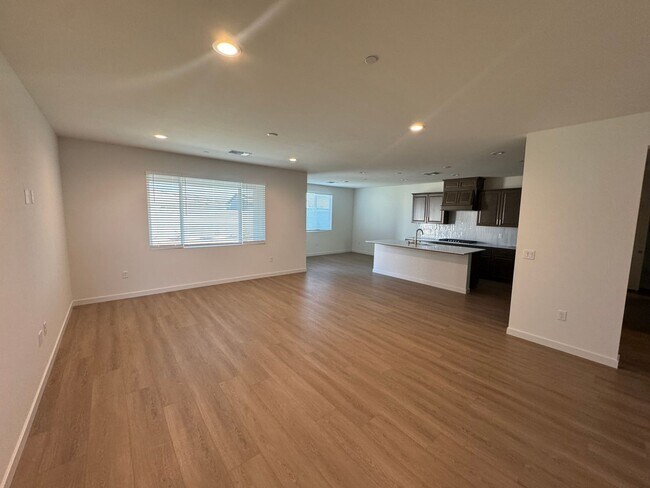 Building Photo - 12714 Graham Ct