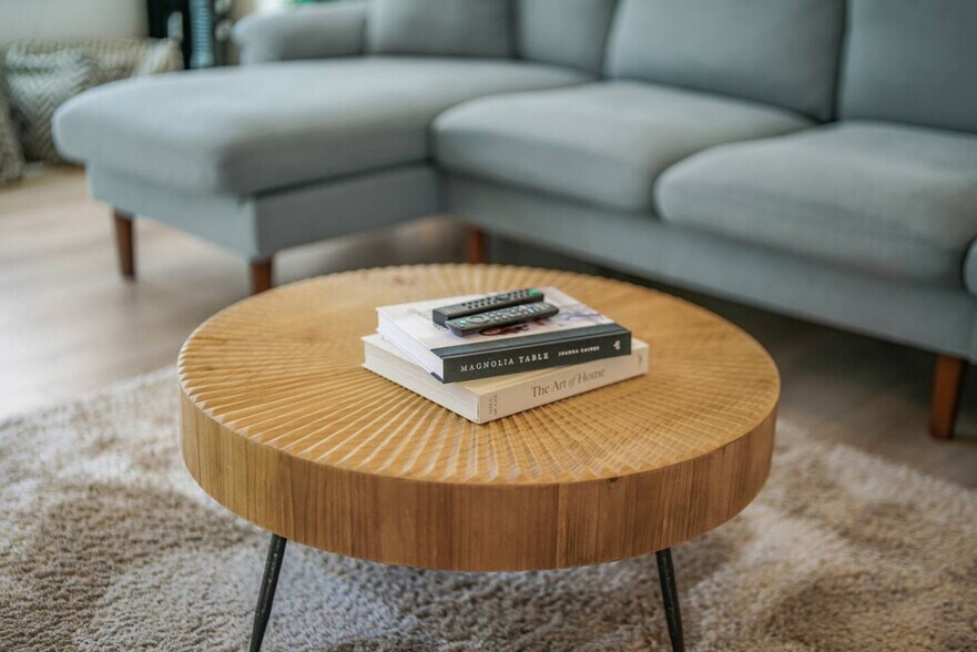 Building Photo - 3309 NE 42nd Pl