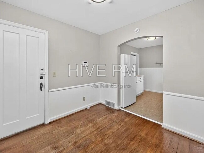 Building Photo - 3333 S Sterling Way