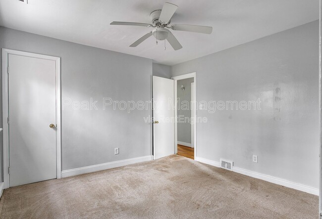 Building Photo - 8518 Mark Lawn Dr