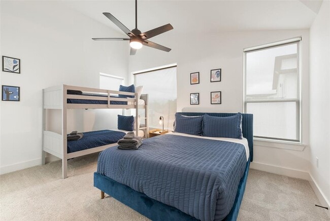 Building Photo - 1417 Kramer Ln