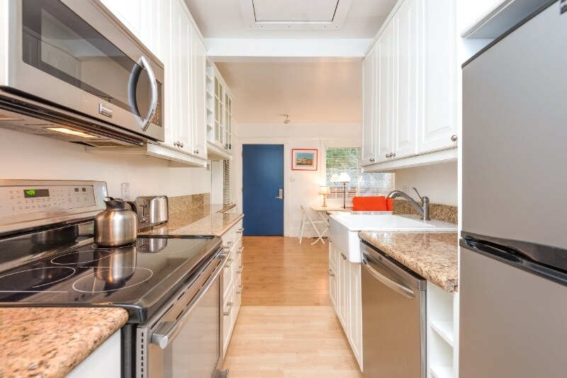 Building Photo - 1208 Electric Ave