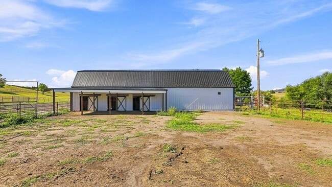 Building Photo - 4702 N State Hwy 67